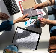 Our GRO services in KSA cover everything from onboarding and processing documents to coordinating with ministries and more.