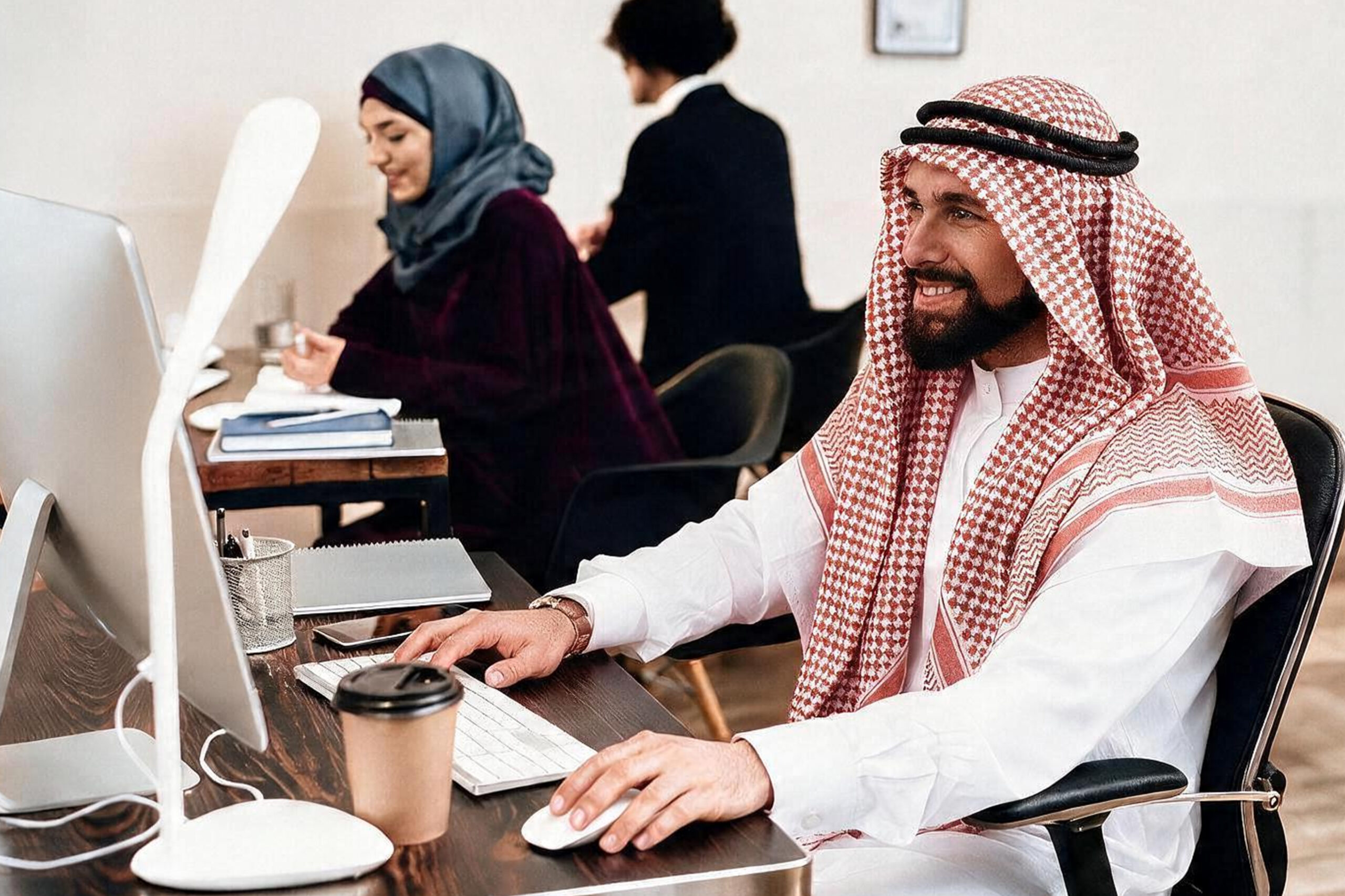 ما هي عملية التوطين؟ دليل شامل للامتثال لبرنامج نطاقات 2026